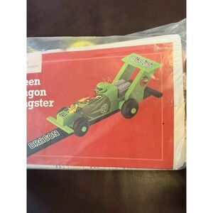 Annie's Young Woodworkers Kit Club - Green Dragon Dragster #YWW30 Crafts Racecar